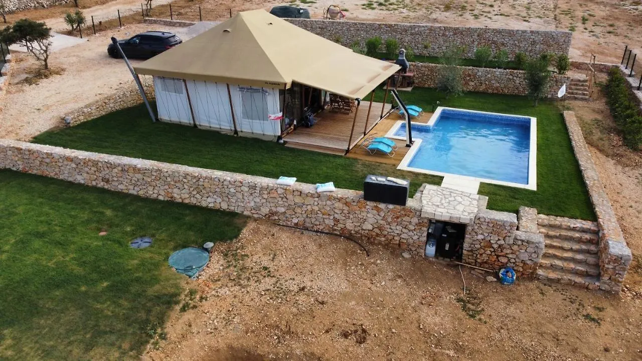 Роскошный шатер Larah Land 4 Star Glamping Adria Lodge Шимуни