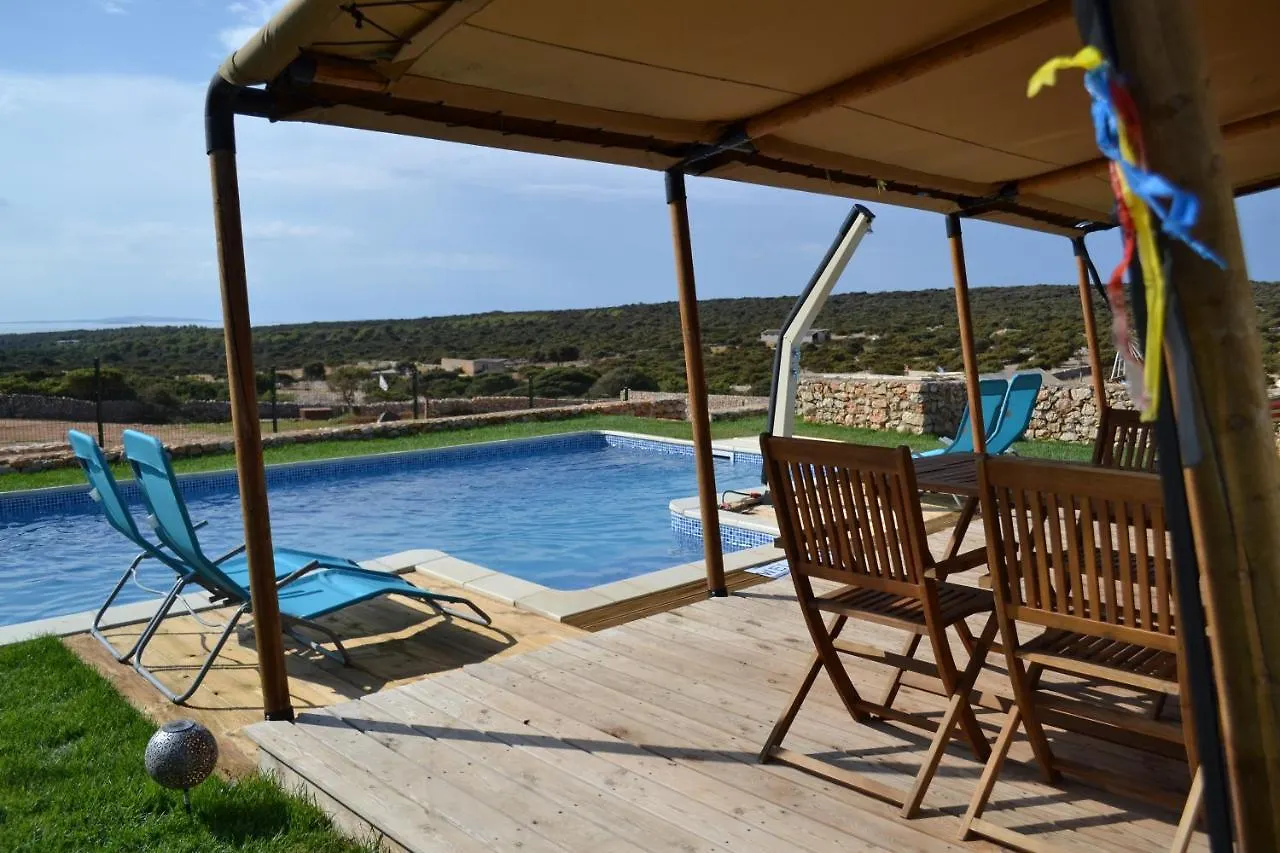 Larah Land 4 Star Glamping Adria Lodge Шимуни