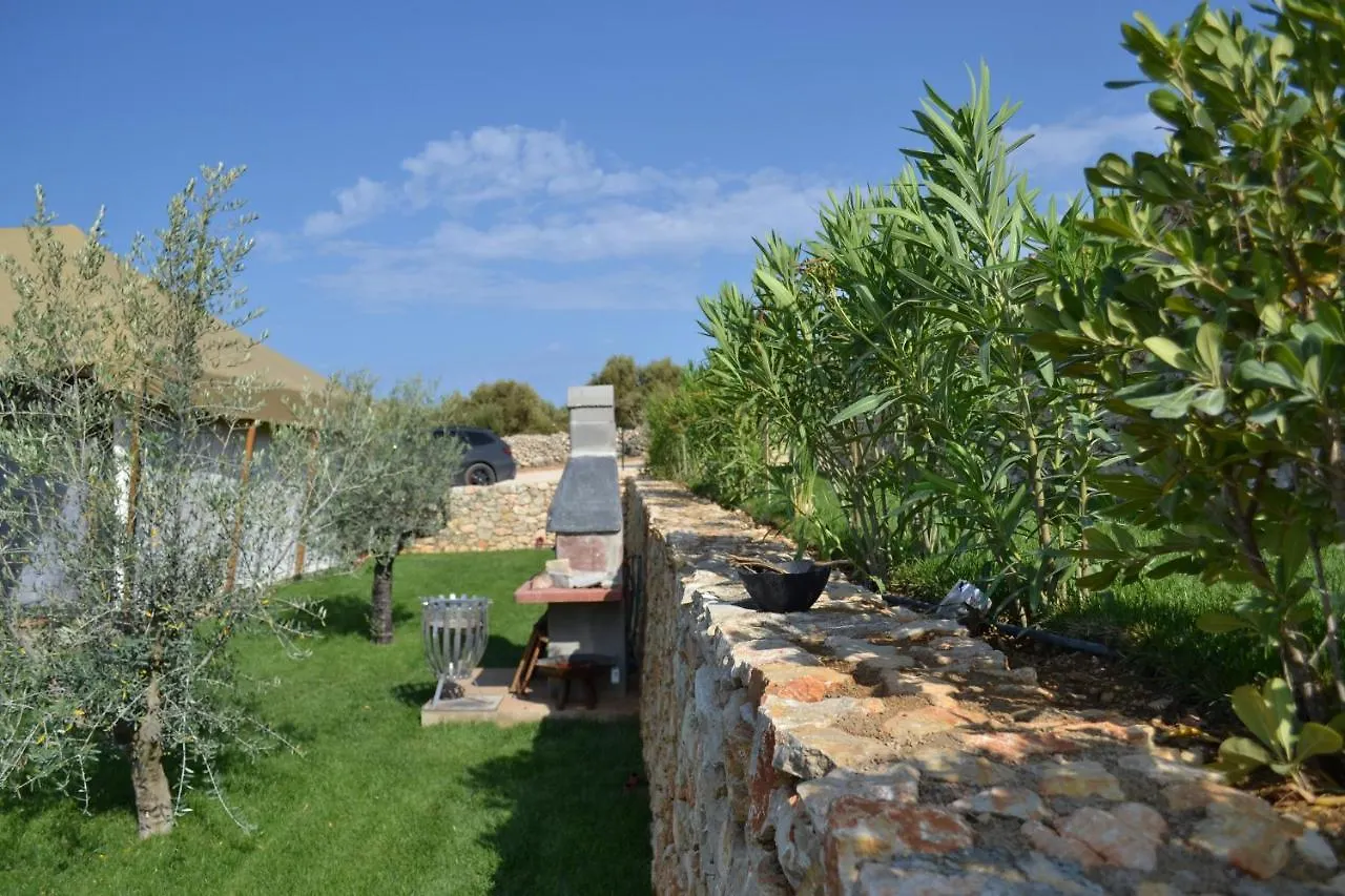 Tente de luxe Larah Land 4 Star Glamping Adria Lodge Šimuni
