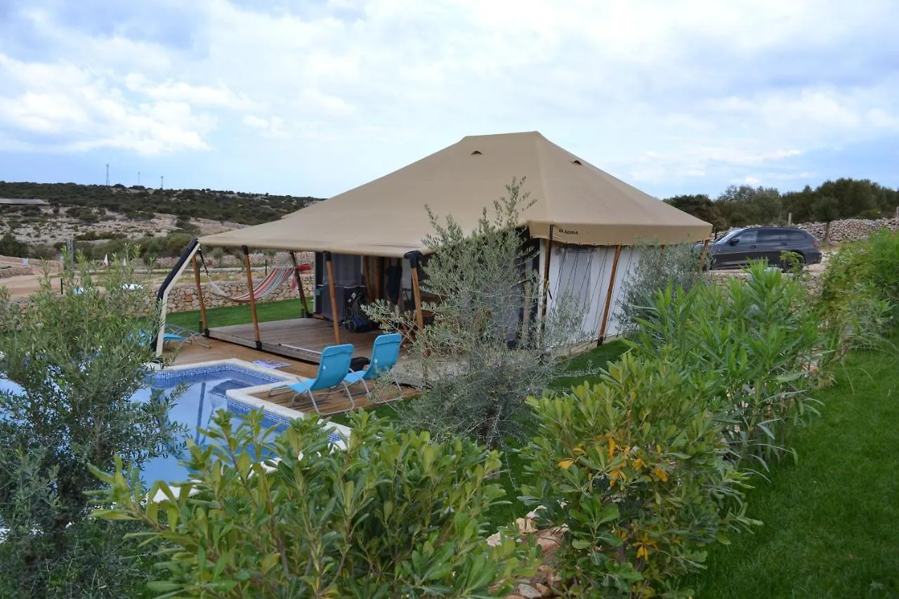 Larah Land 4 Star Glamping Adria Lodge Simuni 0*,